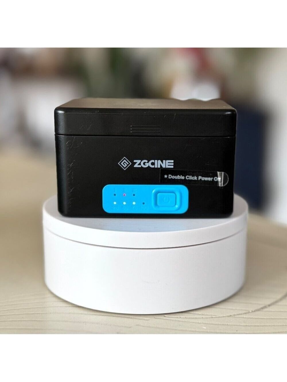 ZGCINE G10 Build in 10400mAh Battery Charger Bank Fast GoProHero 11/10/9/8/7/6/5